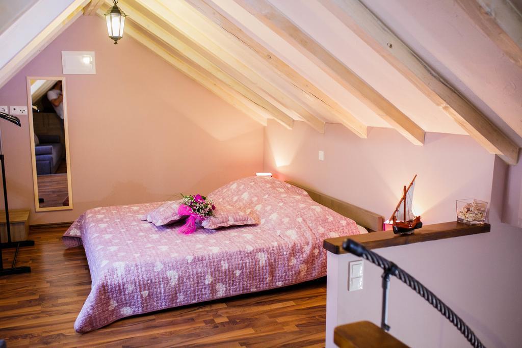 Studio Apartments Bonaca Split Eksteriør billede