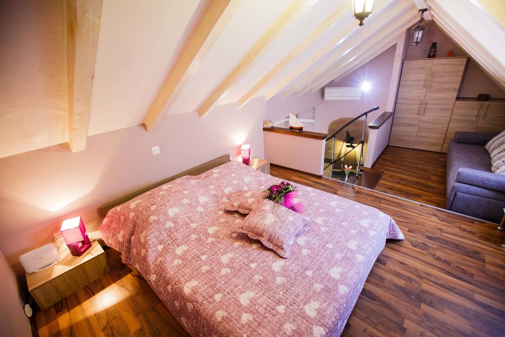 Studio Apartments Bonaca Split Eksteriør billede