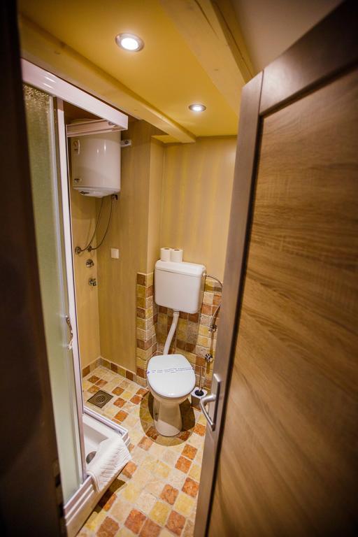 Studio Apartments Bonaca Split Eksteriør billede