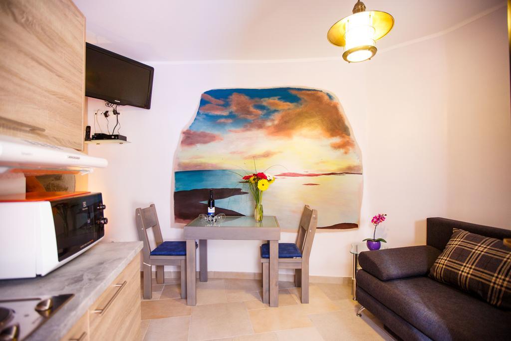 Studio Apartments Bonaca Split Eksteriør billede