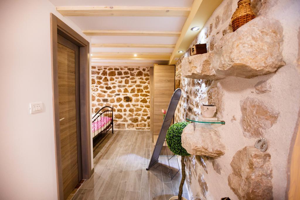 Studio Apartments Bonaca Split Eksteriør billede
